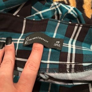 Dress pants size XS black white and green design